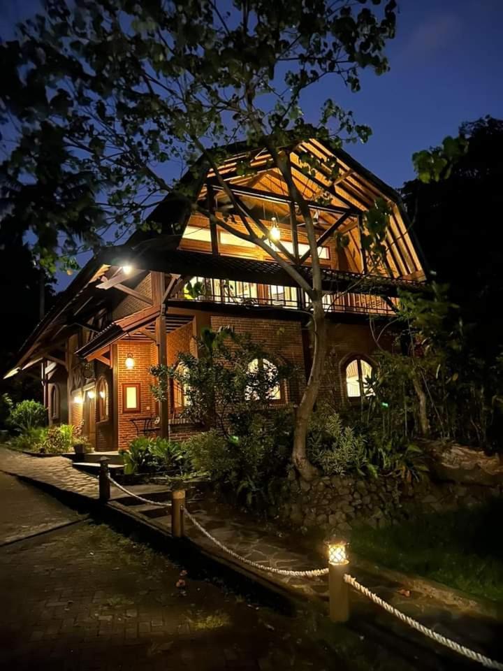 The Country House Senggigi Exterior foto